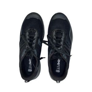 Saucony Trail Running PEREGRINE Sneakers. Women’s 8. Black and Grey.